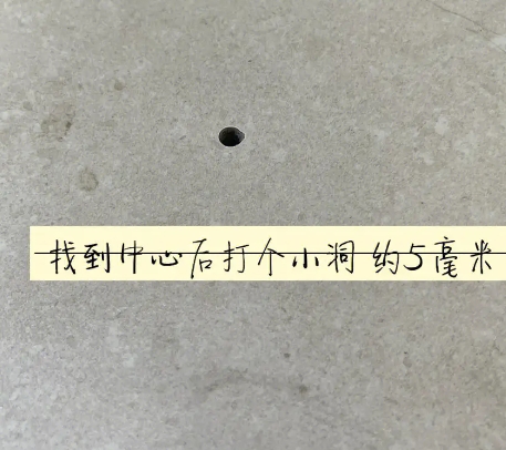 大冶瓷砖空鼓维修公司专业解答在瓷砖铺贴过程中，如果砂料搅拌不均匀，将会带来以下问题